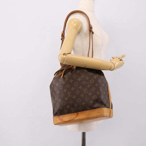 LOUIS VUITTON Monogram Noe Shoulder Bag M42224 LV Auth 199141