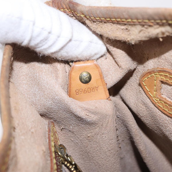 LOUIS VUITTON Monogram Bucket GM Shoulder Bag M42236 LV Auth 199458