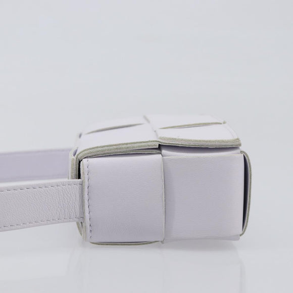 BOTTEGA VENETA MAXI INTRECCIATO Candy Cassette Bag Leather White Auth 199640V