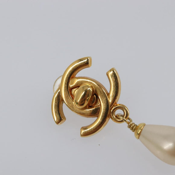 CHANEL Turn Lock Earring metal Gold CC Auth 199733V