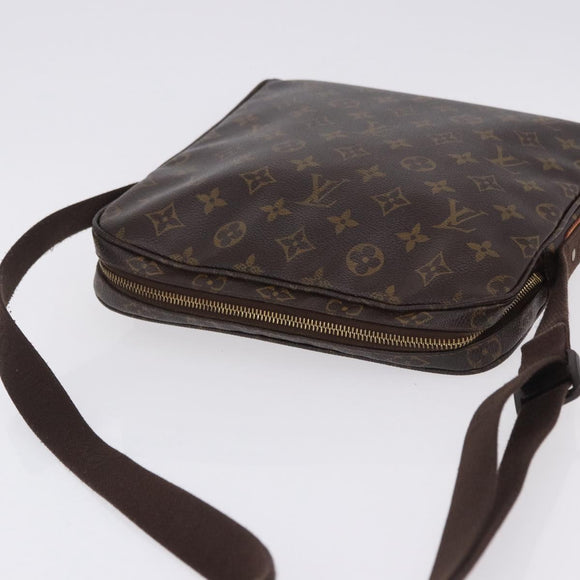 LOUIS VUITTON Monogram Trotteur Bobourg Shoulder Bag M97037 LV Auth 199812