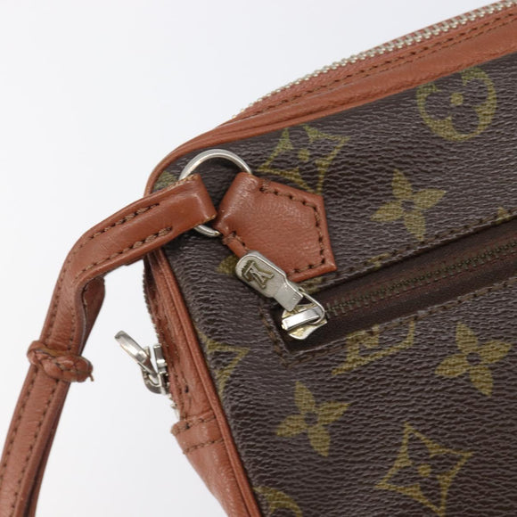 LOUIS VUITTON Monogram Sac Sports Clutch Bag LV Auth 199891A