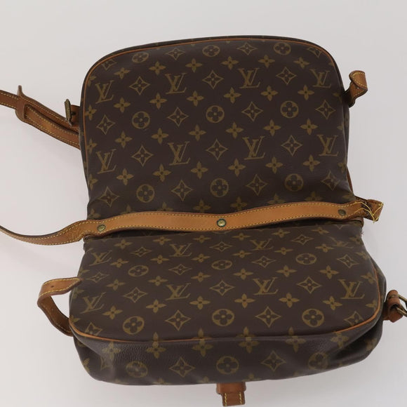 LOUIS VUITTON Monogram Saumur 30 Shoulder Bag M42256 LV Auth 200240