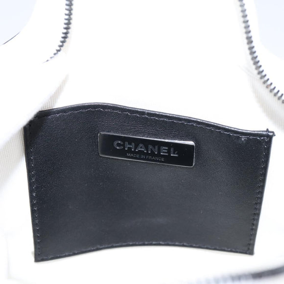 CHANEL Star Shaped Matelasse Chain Shoulder Bag Satin White Black Auth 200368SM