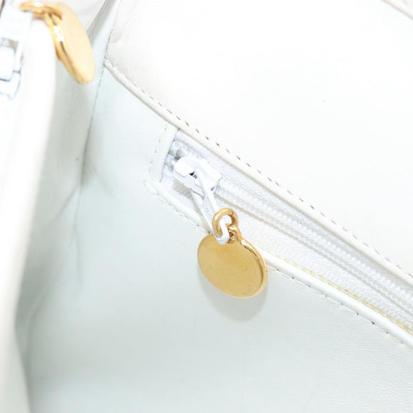 CHANEL Chain Matelasse Shoulder Bag Lamb Skin White Gold CC Auth 200466V
