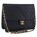 CHANEL Matelasse Chain Shoulder Bag Lamb Skin Navy Gold CC Auth 200577V-1