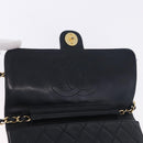 CHANEL Matelasse Chain Shoulder Bag Lamb Skin Navy Gold CC Auth 200577V-17