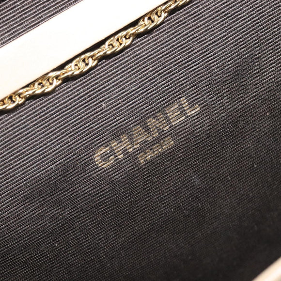 CHANEL Matelasse Chain Shoulder Bag Lamb Skin Beige Gold CC Auth 200578V