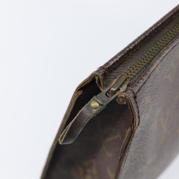 LOUIS VUITTON Monogram Poche Toilette 26 Pouch M47542 LV Auth 200678