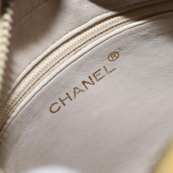 CHANEL Chain Shoulder Bag Leather Gold CC Auth 200713