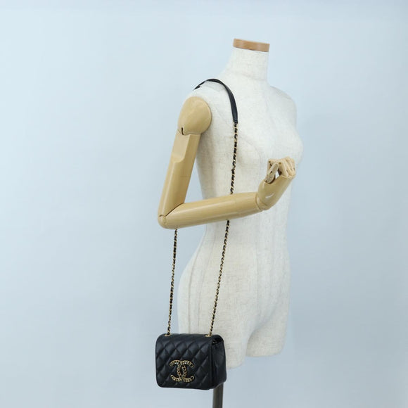 CHANEL Matelasse Chain Shoulder Bag Lamb Skin Black Gold CC Auth 200775SM