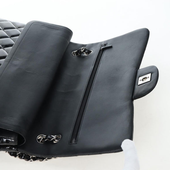 CHANEL Big Matelasse 30 Chain Bag Patent leather Black Silver CC Auth 200779M