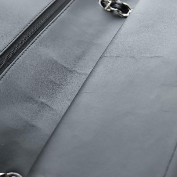 CHANEL Big Matelasse 30 Chain Bag Patent leather Black Silver CC Auth 200779M