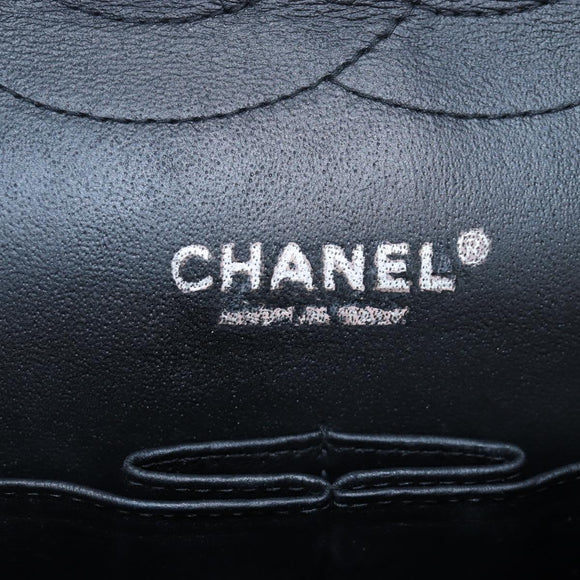 CHANEL Big Matelasse 30 Chain Bag Patent leather Black Silver CC Auth 200779M
