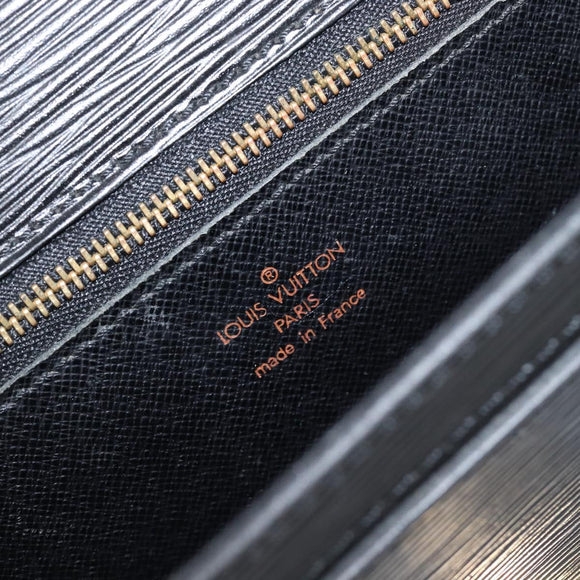 LOUIS VUITTON Epi Serie Dragonne Clutch Bag Black Noir M52612 LV Auth 200921