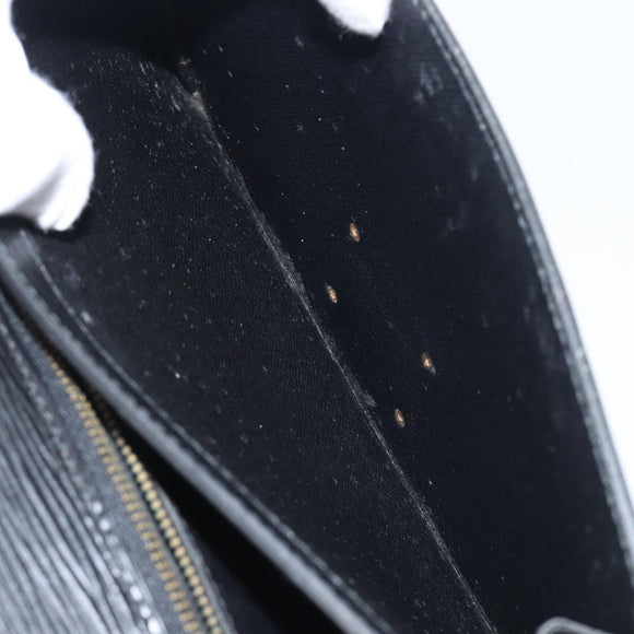 LOUIS VUITTON Epi Serie Dragonne Clutch Bag Black Noir M52612 LV Auth 200921