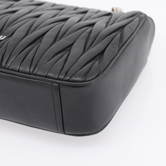 Miu Miu Matelasse Chain Shoulder Bag Leather Black Silver Auth 200939M