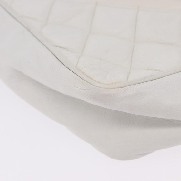 CHANEL Matelasse Chain Shoulder Bag Vinyl White Gold Tone CC Auth 201328