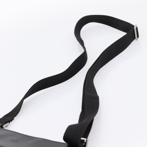 GUCCI GG Canvas Shoulder Bag Black Silver 27639 Auth 201392A