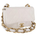CHANEL Matelasse Chain Shoulder Bag Leather White Gold Tone CC Auth 202072SAM-1