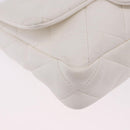 CHANEL Matelasse Chain Shoulder Bag Leather White Gold Tone CC Auth 202072SAM-14