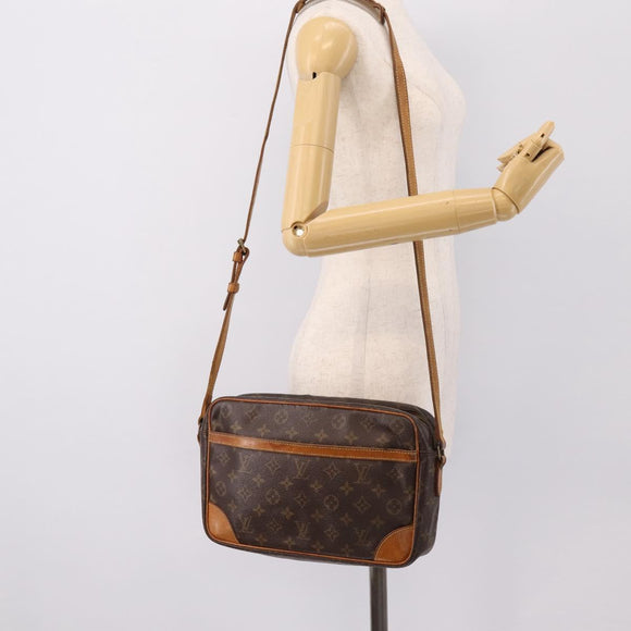 LOUIS VUITTON Monogram Trocadero 27 Shoulder Bag M51274 LV Auth 202123