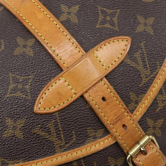 LOUIS VUITTON Monogram Saumur 30 Shoulder Bag M42256 LV Auth 202493