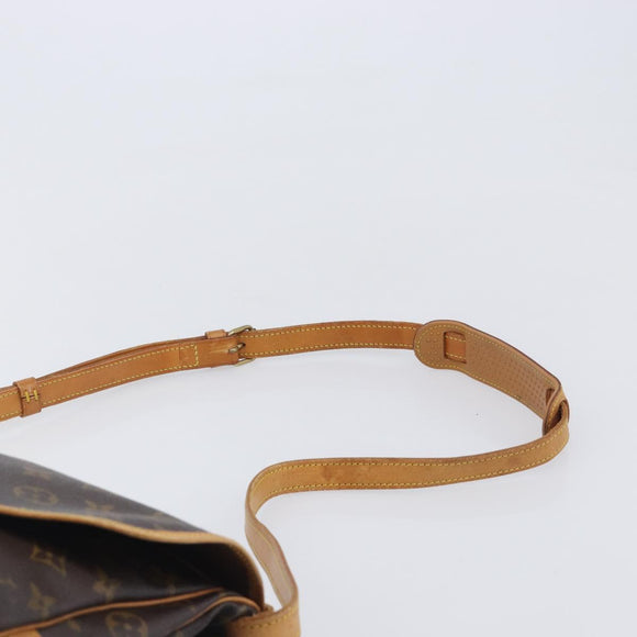 LOUIS VUITTON Monogram Saumur 30 Shoulder Bag M42256 LV Auth 202493