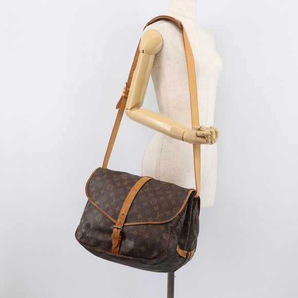 LOUIS VUITTON Monogram Saumur 35 Shoulder Bag M42254 LV Auth 202513