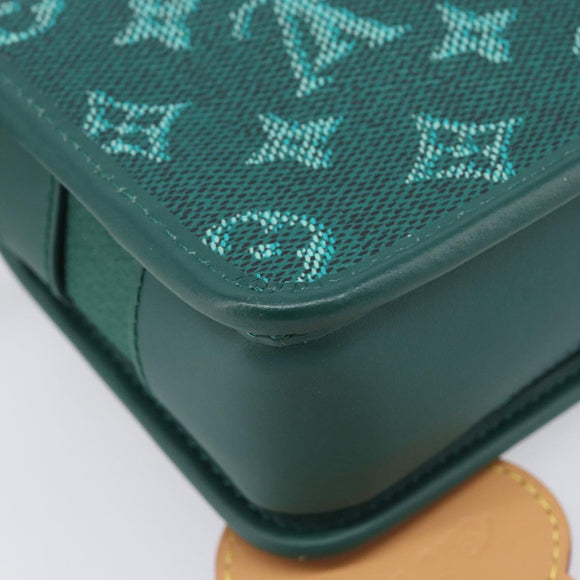 LOUIS VUITTON Monogram Heritage Bosphore Wearable Wallet M12637 Auth 202602SAM