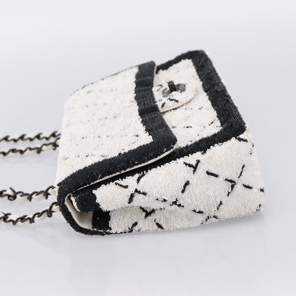 CHANEL Chain Matelasse 25 Shoulder Bag Sequin White CC Auth 202896SM