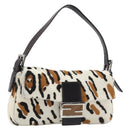 FENDI Mamma Baguette Shoulder Bag Harako leather Beige Silver Auth 202898SAM-1
