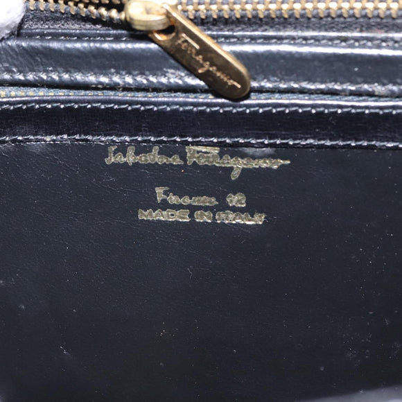 Salvatore Ferragamo Gancini Shoulder Bag Leather Black Gold Auth 202991A