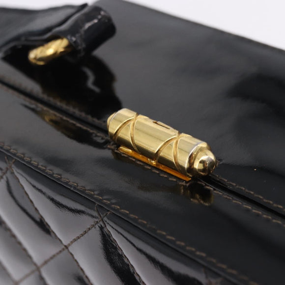 CHANEL Matelasse Shoulder Bag Patent Leather Black Gold CC Auth 203247