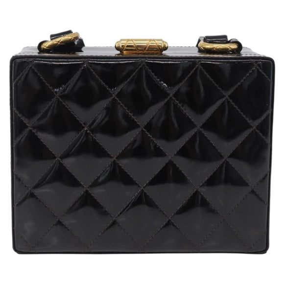 CHANEL Matelasse Shoulder Bag Patent Leather Black Gold CC Auth 203247