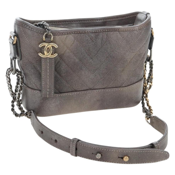 CHANEL Chain Gabriel De V Stitch Shoulder Bag Caviar Skin Gray CC Auth 203252V