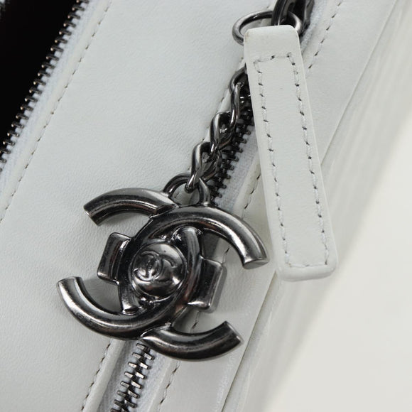 CHANEL Boy Chanel Chain Shoulder Camera Bag Lamb Skin White CC Auth 203260V