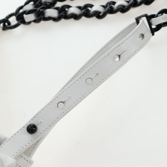 CHANEL Matelasse Chain Waist Bag Caviar Skin White CC Auth 203326M