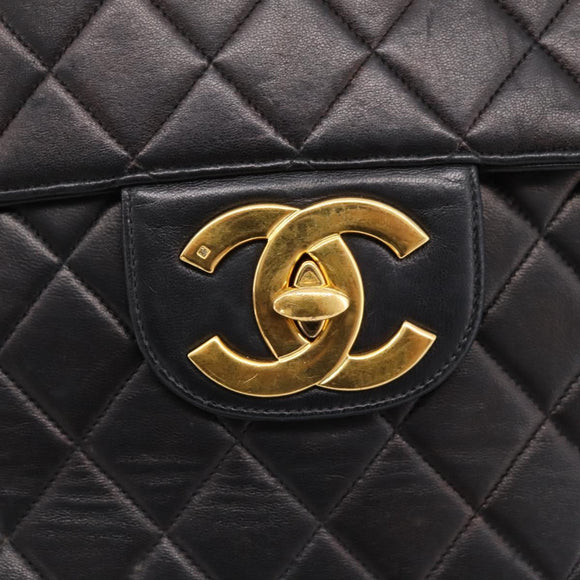 CHANEL Big Matelasse 30 Chain Shoulder Bag Lamb Skin Black Gold CC Auth 203491SAV