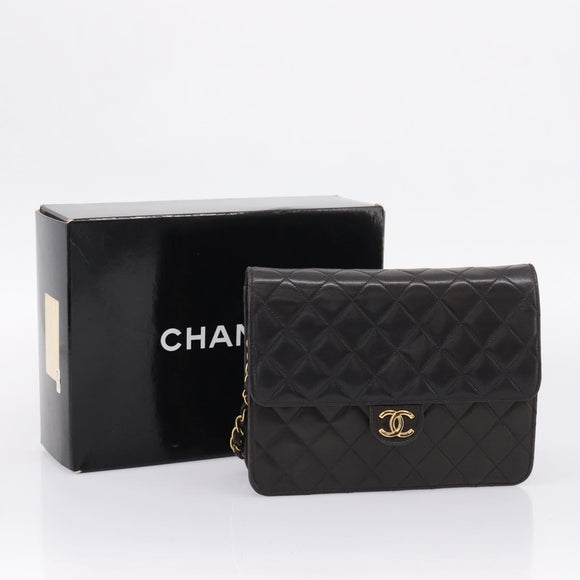 CHANEL Matelasse Chain Shoulder Bag Lamb Skin Black Gold Tone CC Auth 203853SAV