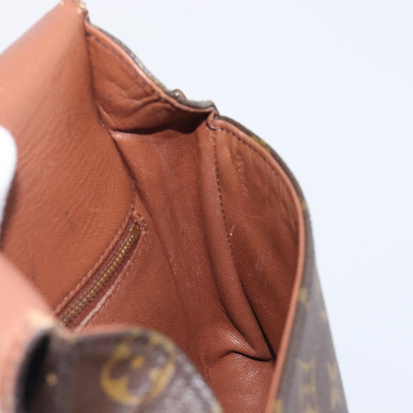 LOUIS VUITTON Monogram Saint Cloud MM Shoulder Bag M51243 LV Auth 204033