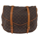 LOUIS VUITTON Monogram Saumur 43 Shoulder Bag M42252 LV Auth 204139-13