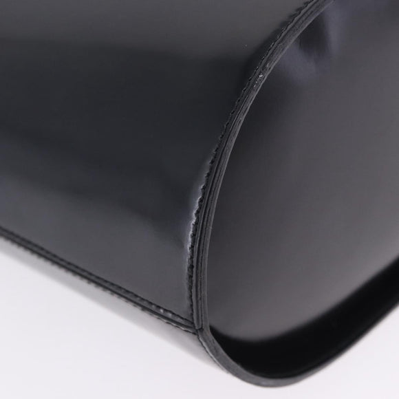 Salvatore Ferragamo Chain Shoulder Bag Patent leather Black Gold Auth 204336