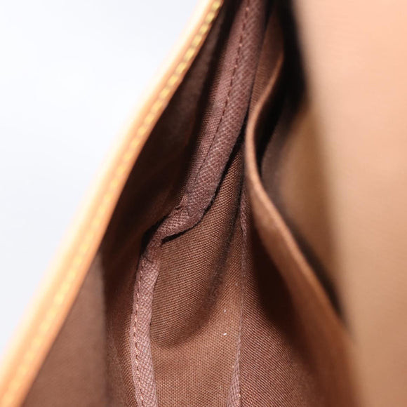 LOUIS VUITTON Monogram Saumur 30 Shoulder Bag M42256 LV Auth 204593A