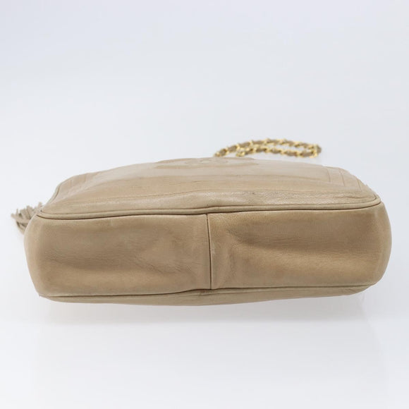 CHANEL Chain Shoulder Bag Leather Beige Gold Tone CC Auth 204639A