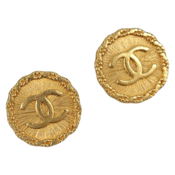 CHANEL Earring Metal Gold Tone CC Auth 204667V
