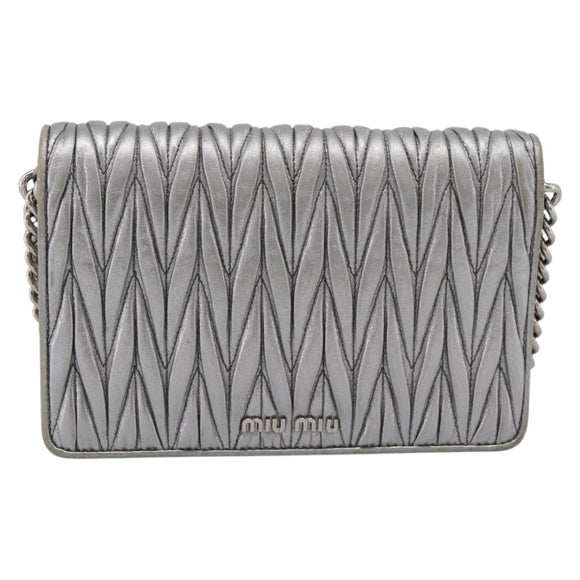 Miu Miu Matelasse Chain Shoulder Bag Leather Silver Auth 204797A