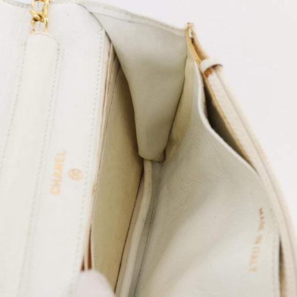 CHANEL Chain Shoulder Bag Caviar Skin White Gold CC Auth 204805