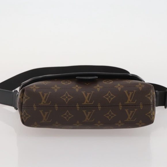 LOUIS VUITTON Monogram Macassar Magnetic Messenger Bag M45557 LV Auth 204827V