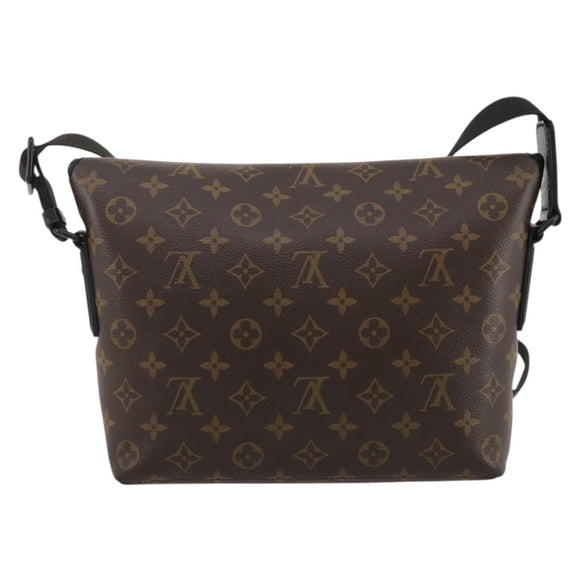 LOUIS VUITTON Monogram Macassar Magnetic Messenger Bag M45557 LV Auth 204827V